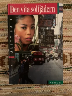 Tradera Den vita solfjädern av Unity Hall> Skönlitteratur