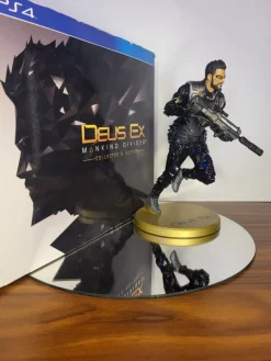 Tradera Samlarfigurer<Deus Ex: Mankind Divided - Collector's Edition Statue, Steelbook & Artbook