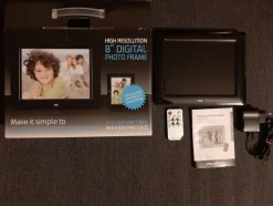 Tradera Digital Fotoram KD0804-S08 8^ Digitala Fotoramar