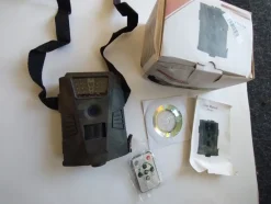 Tradera Jakt<Digitala viltkamera med fjärrkontroll. Åtelkamera.