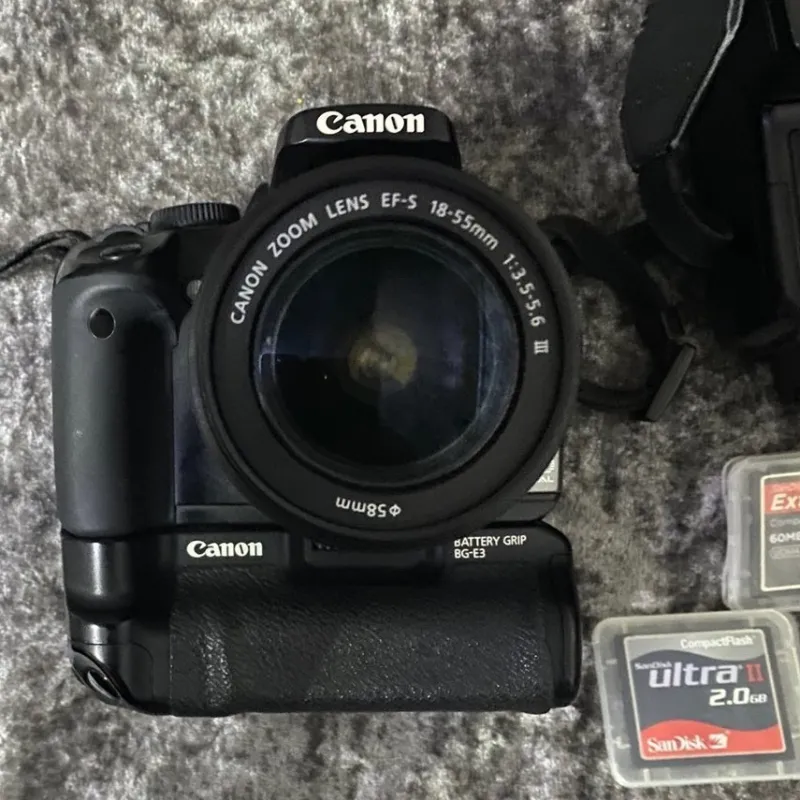 Tradera Digitalkamera Canon EOS400 Dmed alla tillbehör som finns i bilder^ Digitala Fotoramar