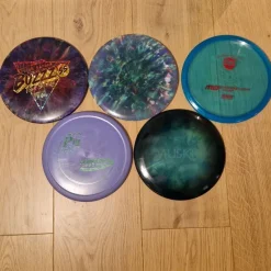 Tradera Discgolf<Discgolf 5 discar i skick 7-8