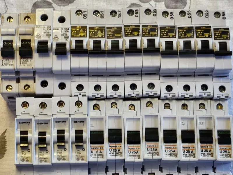 Tradera Diverse dvärgbrytare> Elinstallation