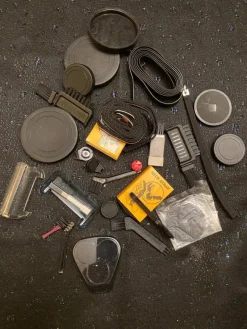 Tradera Hårvård<Diverse tillbehör Rakhyvlar.Nytt från äldre butik