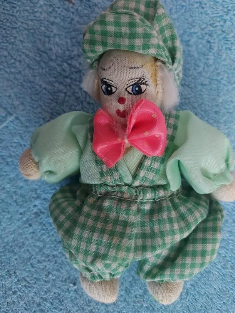 Tradera Övriga Samlarleksaker<DOCKA för DOCKSKÅP Shabby Chic Längd 12 cm