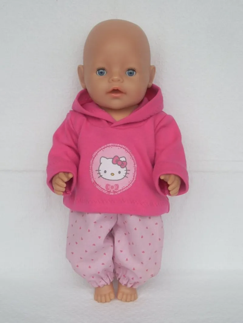 Tradera Dockkläder - Luvtröja & Byxor med små hjärtan passar Baby Born 43 cm> Dockskåp & Dockor