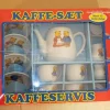 Tradera Dockservis - Barnservis - Servis barn - Lekservis - Bamse - Nalle kaffeservis> Utklädnad & Rollek