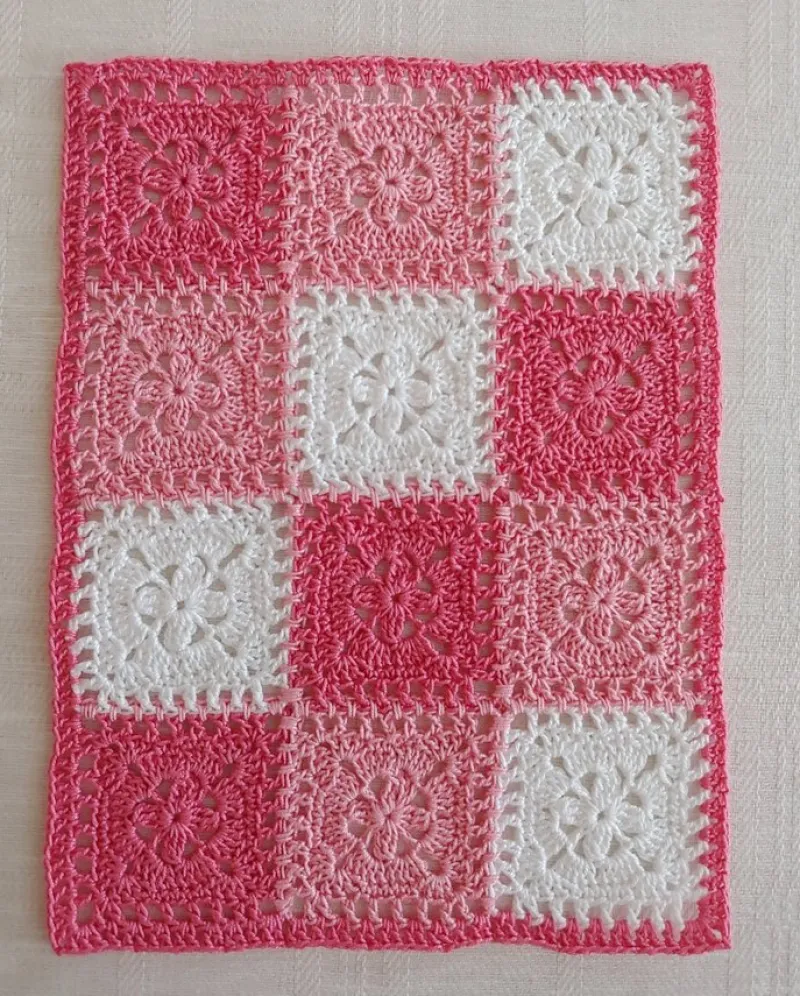 Tradera Dockskåpsfilt / dockfilt, ca 14,5 x 19,5 cm, bomull^ Baby, Barn & Lek