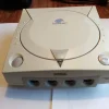 Tradera Sega<Dreamcast: Sega Dreamcast konsol (OBS DEFEKT!!)