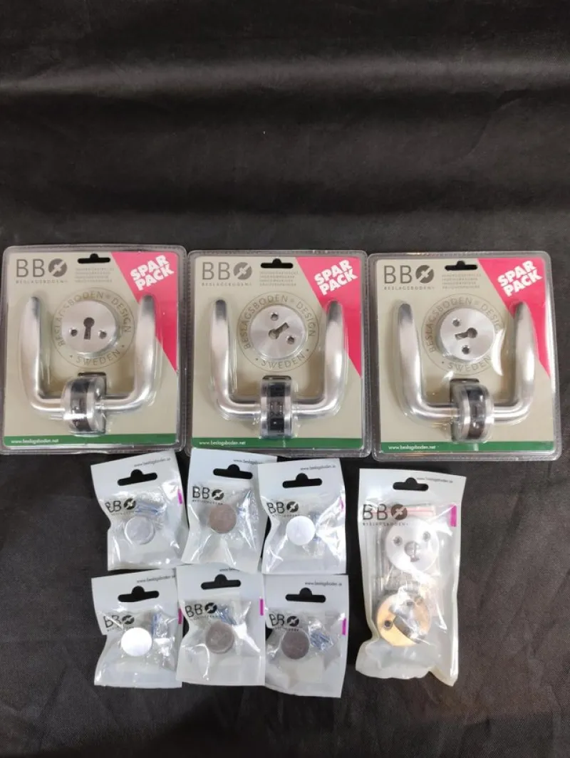 Tradera Dörrhandtag, Toalettbeslag, Knoppar / Beslagsboden> Krokar, Handtag & Beslag