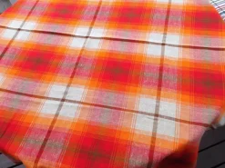 Tradera Duk i orange retro^ Hemtextil