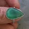 Tradera Ringar<Elegant Ring med Naturlig Grön Aventurin– Silverpläterad Infattning (Storlek 18)