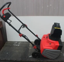 Tradera Trädgårdsmaskiner<Elektrisk snöslunga Vida XL