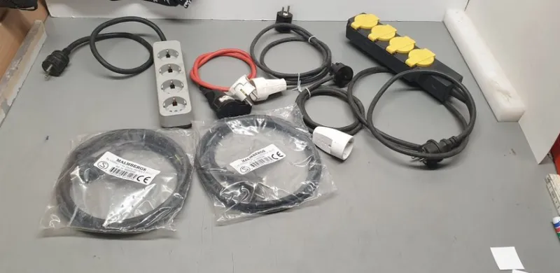 Tradera El-uttag, sladdar och förlängningssladdar-Nr116> Elinstallation