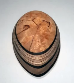 Tradera EN SÅ FINT ARBETAD HANDGJORD KAPSYLÖPPNARE I OLIKA TRÄSLAG> Hemslöjd