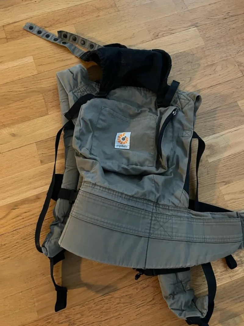 Tradera Ergobaby Carrier> Babyprodukter
