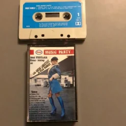 Tradera Esso Music Party kassettband kassett^ Kassettband