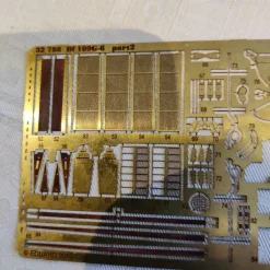 Tradera Ets delar till olika plan Cockpits 2 bilder^ Plastbyggsatser