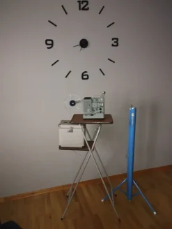 Tradera EUMIG P8 projektor, 8 mm film + filmduk + projektorbord, projektorväska.^ Analoga Projektorer