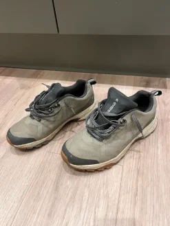 Tradera Herrskor<Everest Vandringskängor strl 40