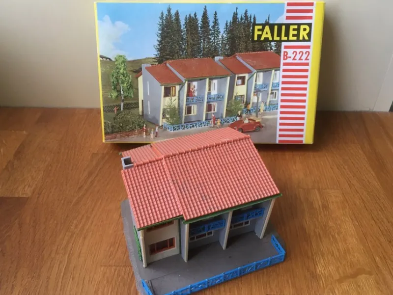 Tradera Faller modell B-222^ Modelljärnvägar
