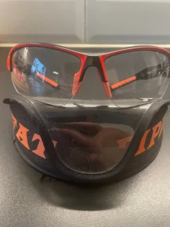 Tradera Innebandy<Fat Pipe Junior innebandyglasögon