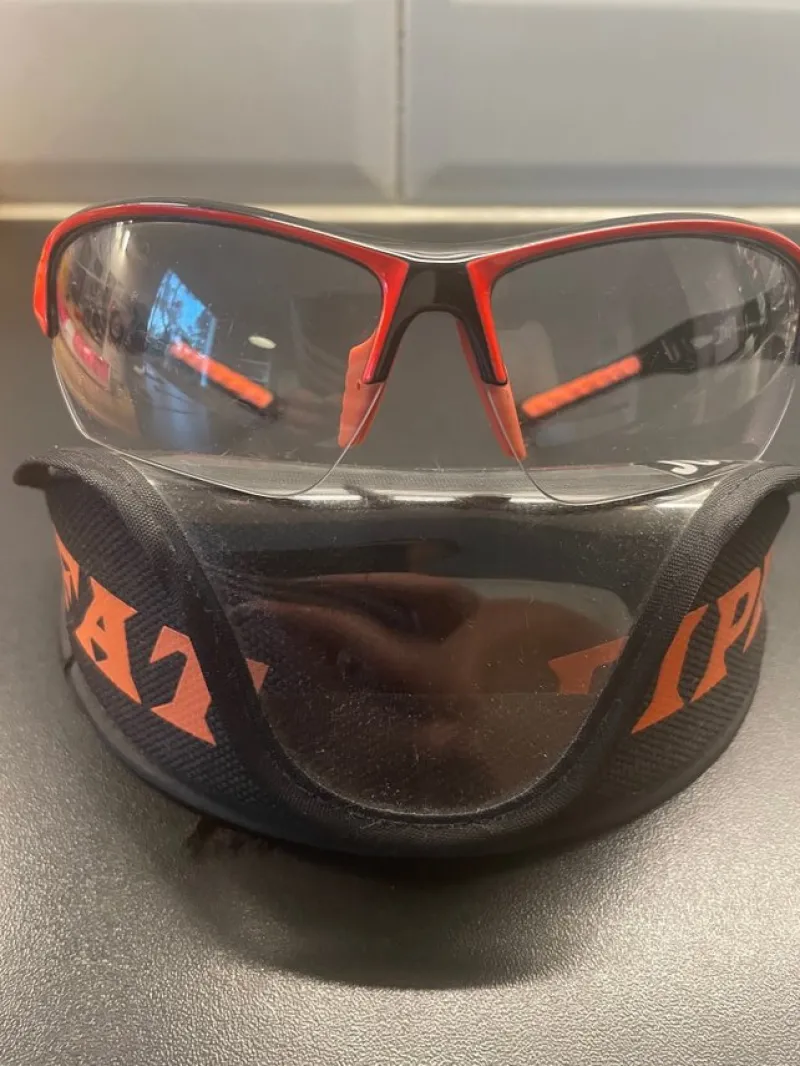 Tradera Innebandy<Fat Pipe Junior innebandyglasögon