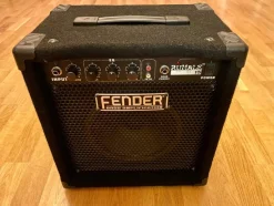 Tradera Fender Rumble 15 Basförstärkare^ Musikinstrument