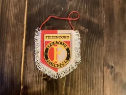 Tradera Fotboll<Feyenoord Sportclub Minivimpel från 70-talet