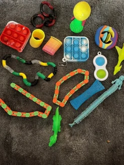 Tradera Fidget toy pop it> Fidgets
