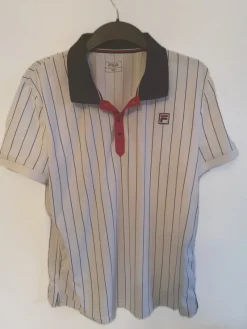 Tradera Tennis<Fila Tenniströja M. Helt ny!