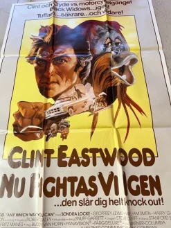 Tradera Filmposter: Clint Eastwood Nu Fightas Vi igen No51^ Affischer