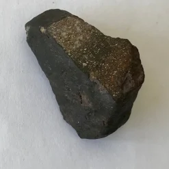 Tradera Fin meteorit - ZAG - kondrit H3-6 - 44g> Arkeologi