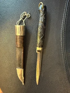 Tradera Knivar & Svärd<Finsk fokdräktskniv Fiskars