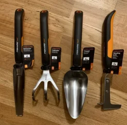 Tradera Trädgårdsredskap<Fiskars Xact: Trädgårdsredskapssats