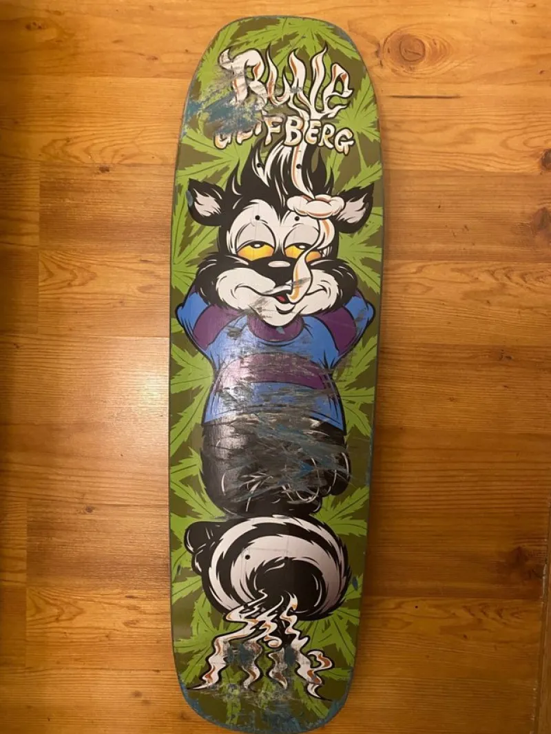 Tradera Skateboard & Inlines<Flip Rune Glifberg promodel med Fast n Furious Primitive griptape