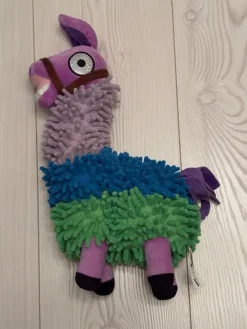 Tradera Övrigt Dator- & Tv-spel<Fortnite Llama Plyschdjur - Marlowe The Llama