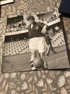 Tradera Sportmemorabilia<FOTBOLL Pressfoto AIK 19/8 1958 Ingvar Tjotta Olsson