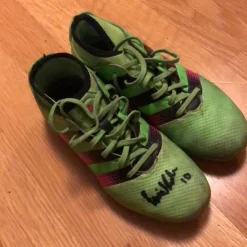 Tradera Fotboll<Fotbollsskor fotboll skor stl 35 adidas 16,3