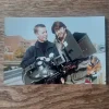 Tradera Fotografi Regissör Åke Sandgren från inspelningen av filmen Stora och Små Män.^ Filmmemorabilia