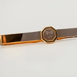 Tradera Slipsnålar<Förgylld SHB Liv slipsnål slipshållare Svenska Handelsbanken