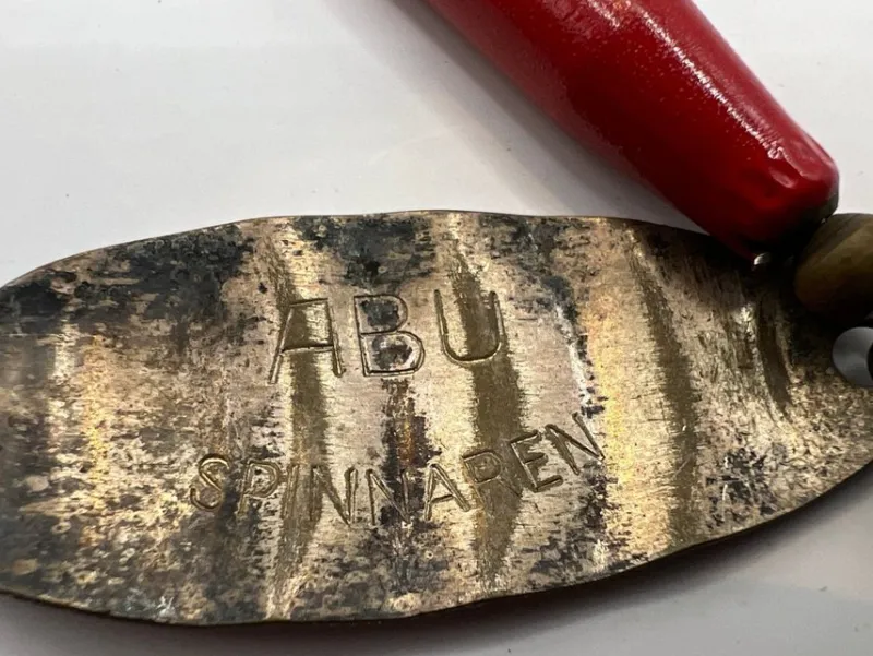 Tradera Fiske<Første Reflex spinneren