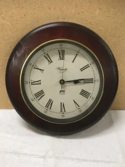 Tradera Fungerande Engelsk väggklocka. Belgravita^ Klockor Till Hemmet