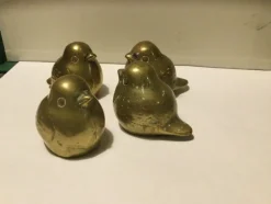 Tradera Fyra söta mässingsfåglar> Tenn & Mässing