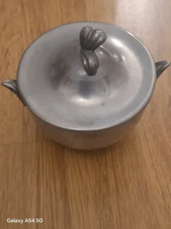 Tradera GAB Svenskt tenn - Sockerburk med lock> Tenn & Mässing