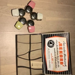 Tradera Allt På Bilden<Gamla dörrklockor