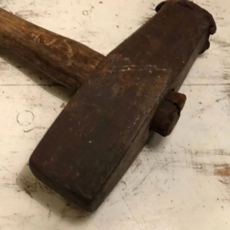 Tradera Gammal smides slaghammare> Verktyg