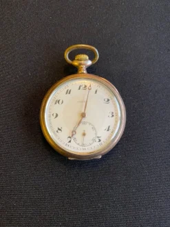 Tradera Gammalt fickur - Oreba med fickursfodral, fungerar^ Fickur