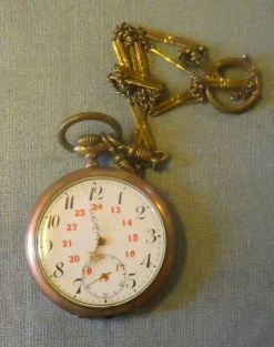 Tradera Gammalt fickur med kedja!^ Fickur