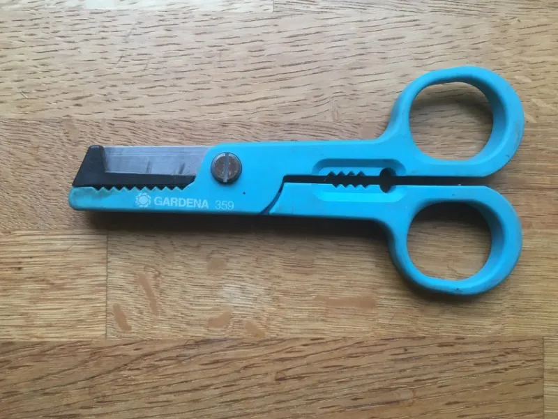 Tradera Trädgårdsredskap<Gardena 350 Rosensax